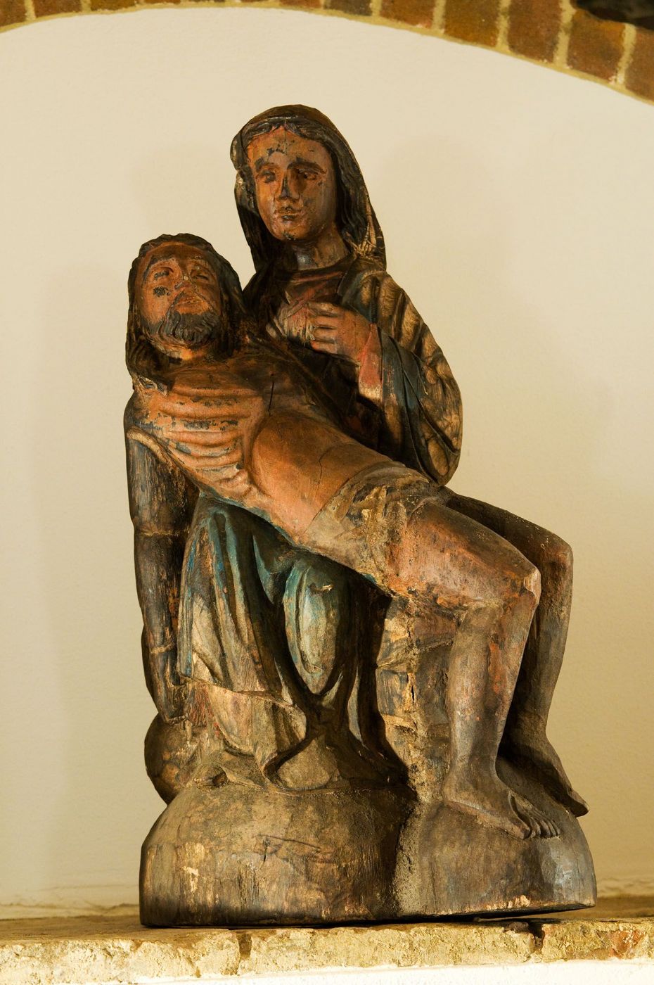 RARÍSIMA PIEDAD DE MADERA DE LA PRIMERA MITAD DEL SIGLO XIV - EXTRAORDINARIA ESCULTURA TARDOGÓTICA Y MEDIEVAL DEL SIGLO XIV (NUEVA ADQUISICIÓN)
